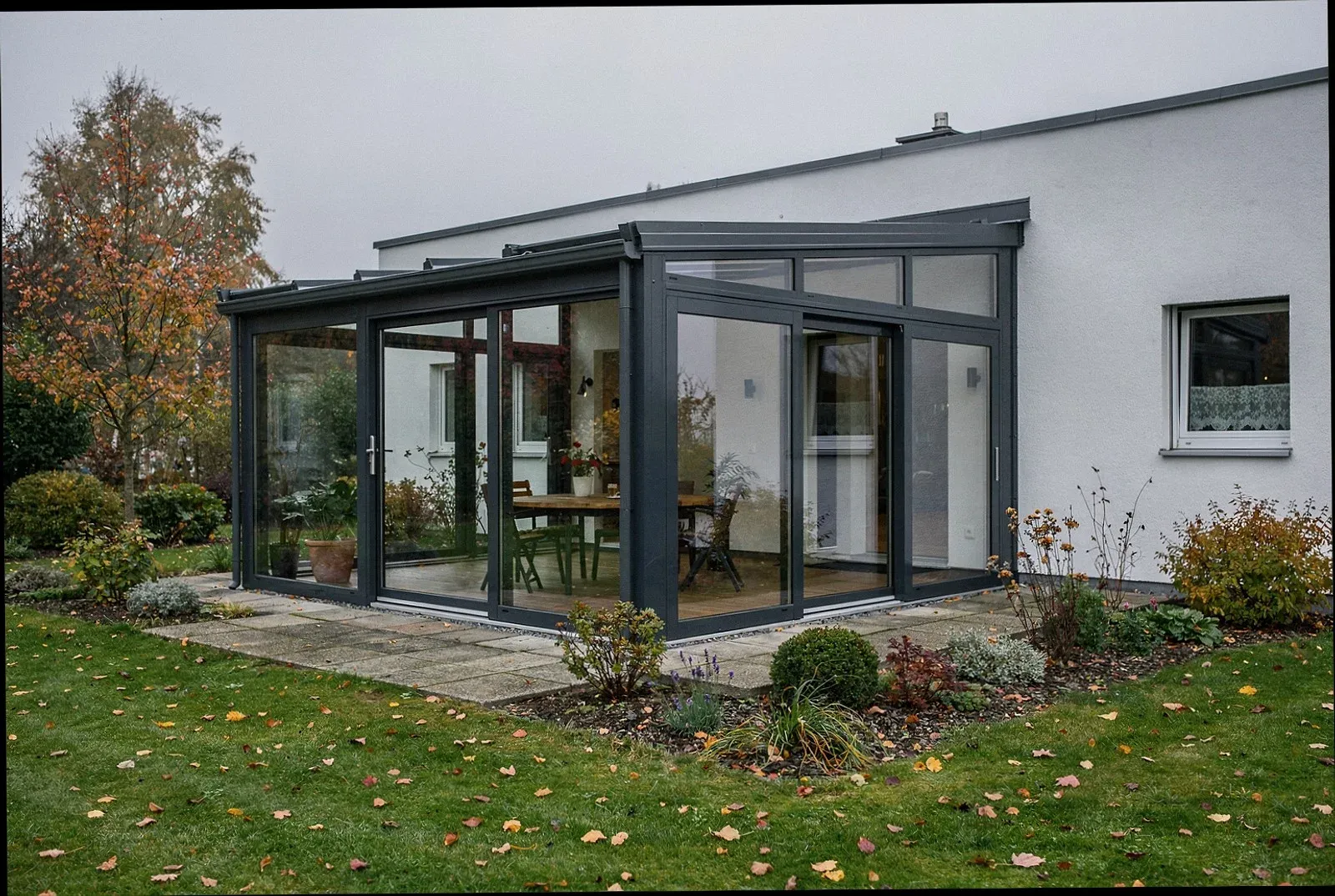 Glasraum am Wohnhaus in Mönchengladbach